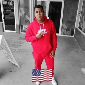 Meet your Posher, Luis enrique